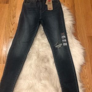 LEVI’S 720 High Rise Super Skinny-electronic